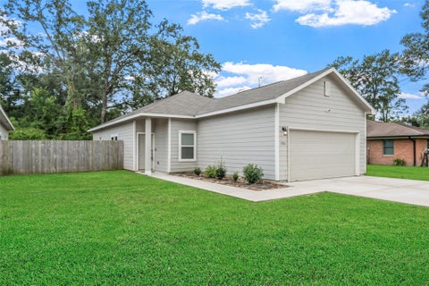 Photo of 306 Helen Street, Cleveland, TX 77328 (MLS # 67165439)