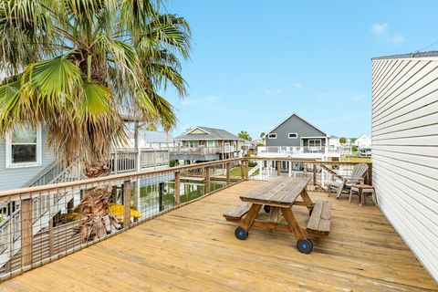 Tiny photo for 22814 Vida Street, Galveston, TX 77554 (MLS # 12121397)