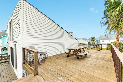 Tiny photo for 22814 Vida Street, Galveston, TX 77554 (MLS # 12121397)