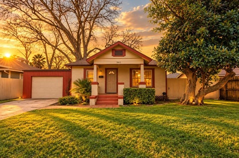 Photo of 2612 Harvard Street, Houston, TX 77008 (MLS # 93185565)