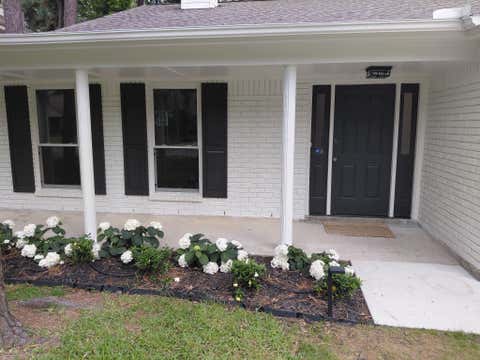 Homes For Sale - 147 E Pathfinders Circle<br/> Montgomery County, The Woodlands, TX 77381