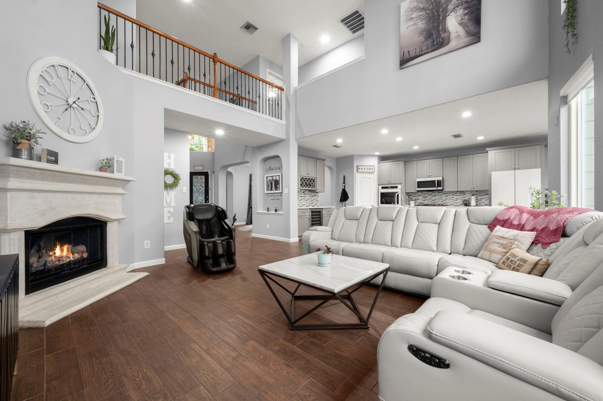 7515 Crescent Lake Court