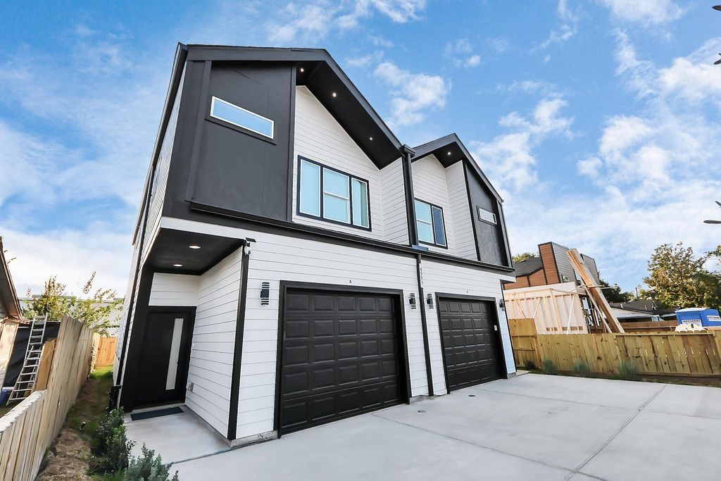 Photo of 8533 Amadwe Street #B, Houston, TX 77051 (MLS # 48935553)