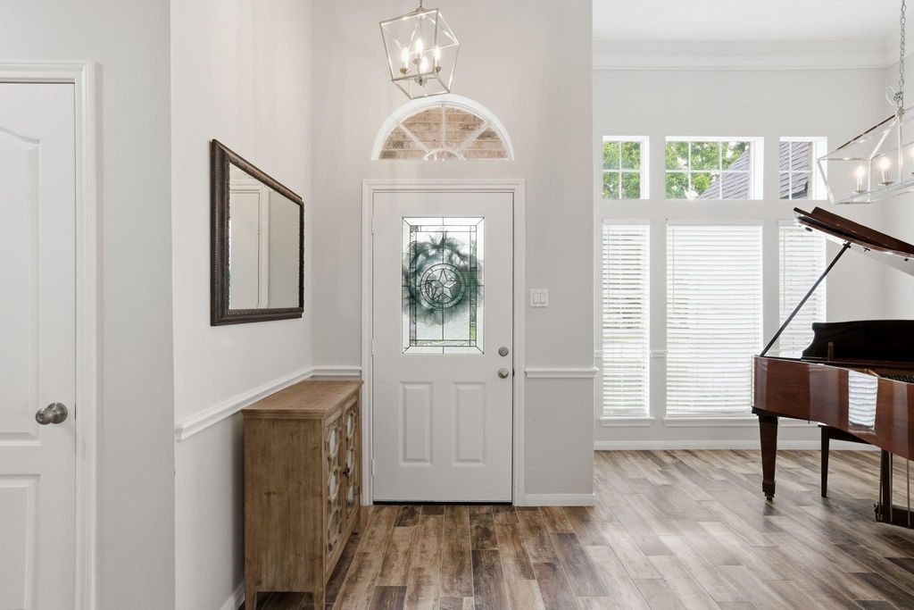 Photo of 21703 Windsor Castle Drive, Spring, TX 77388 (MLS # 24468108)