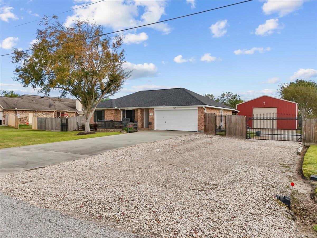 3519 Lone Pine Drive