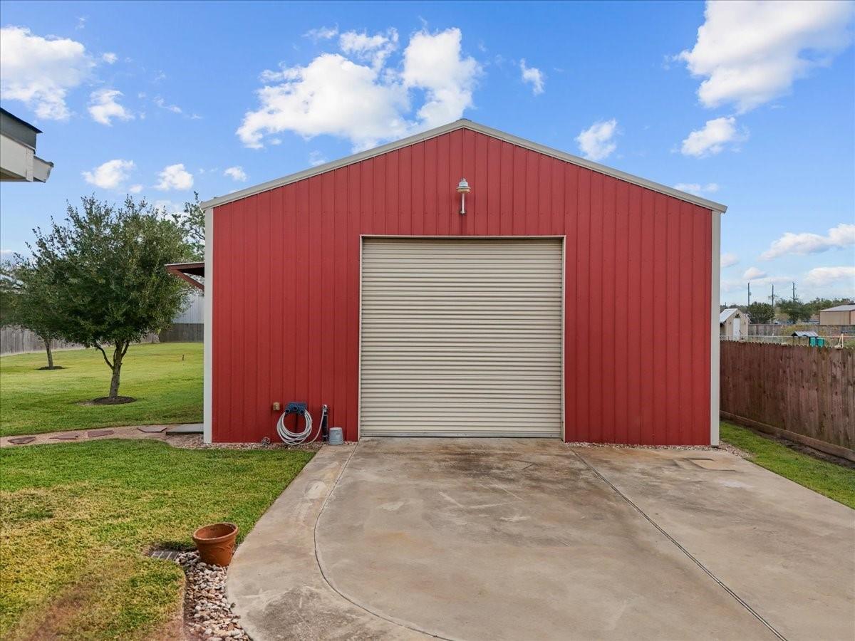 3519 Lone Pine Drive