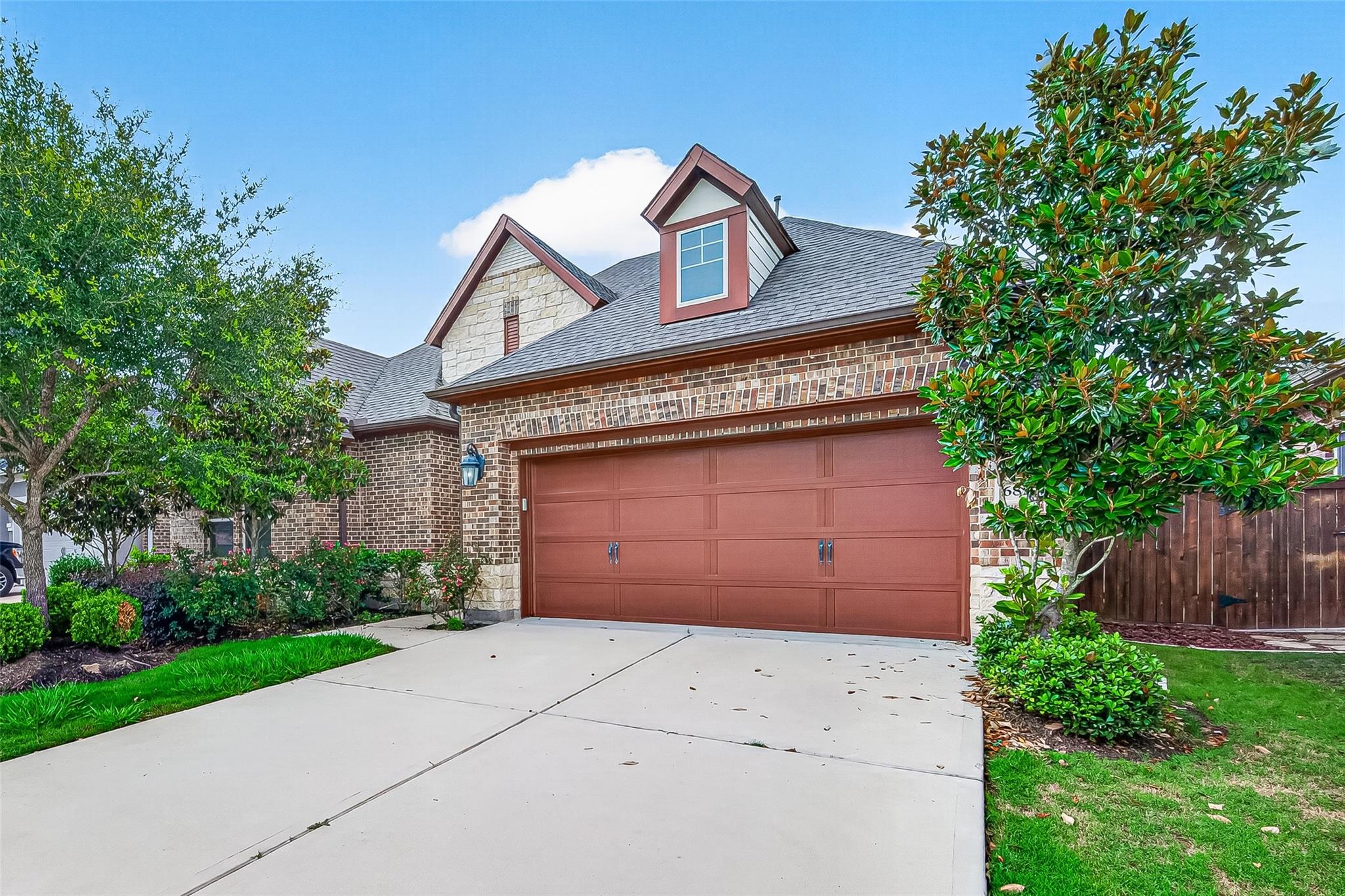 6839 Pioneer Trail