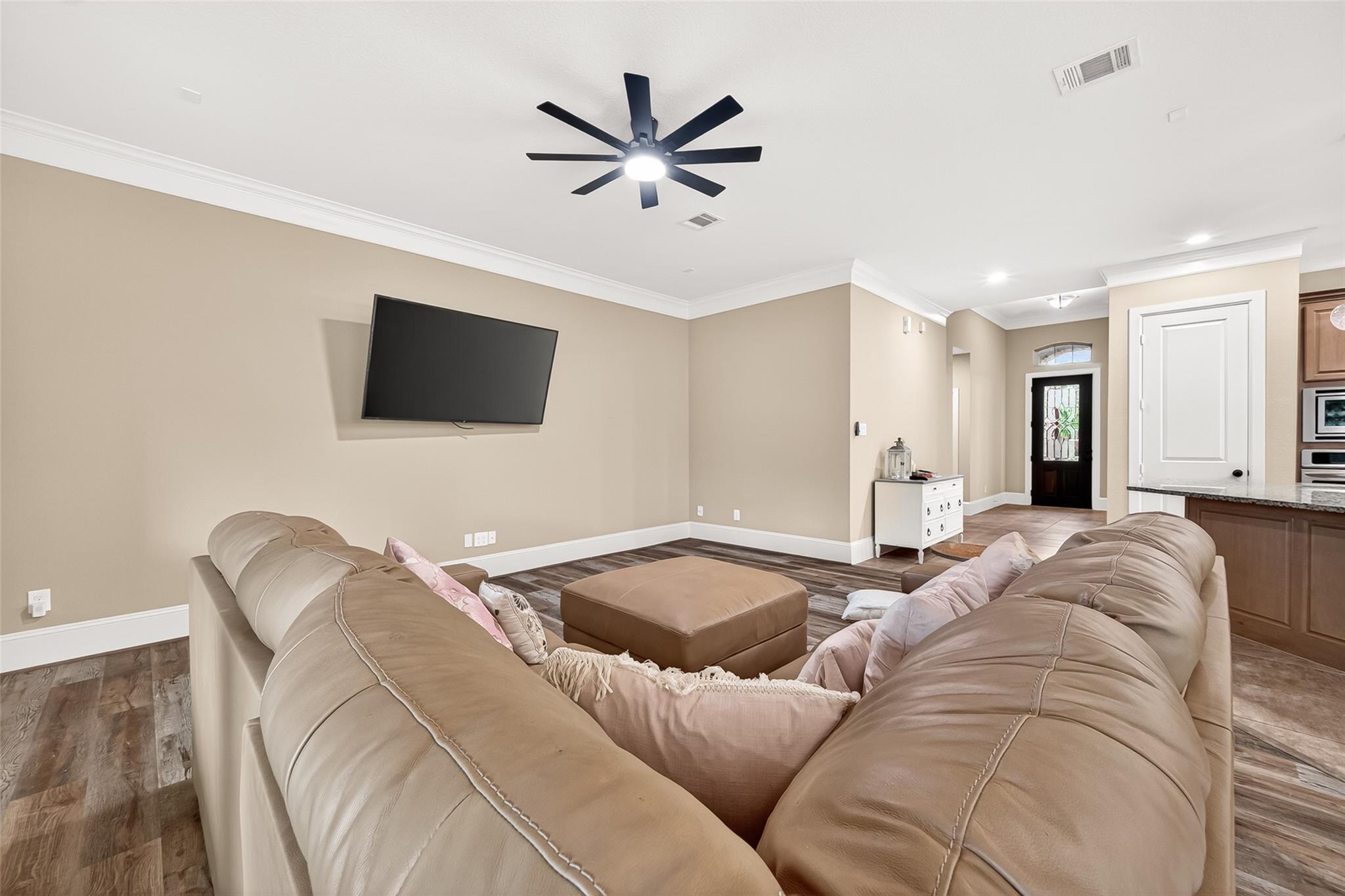 6839 Pioneer Trail
