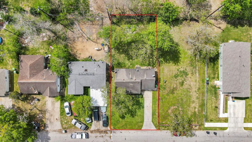 Photo of 5018 Northridge Drive, Houston, TX 77033 (MLS # 47274976)