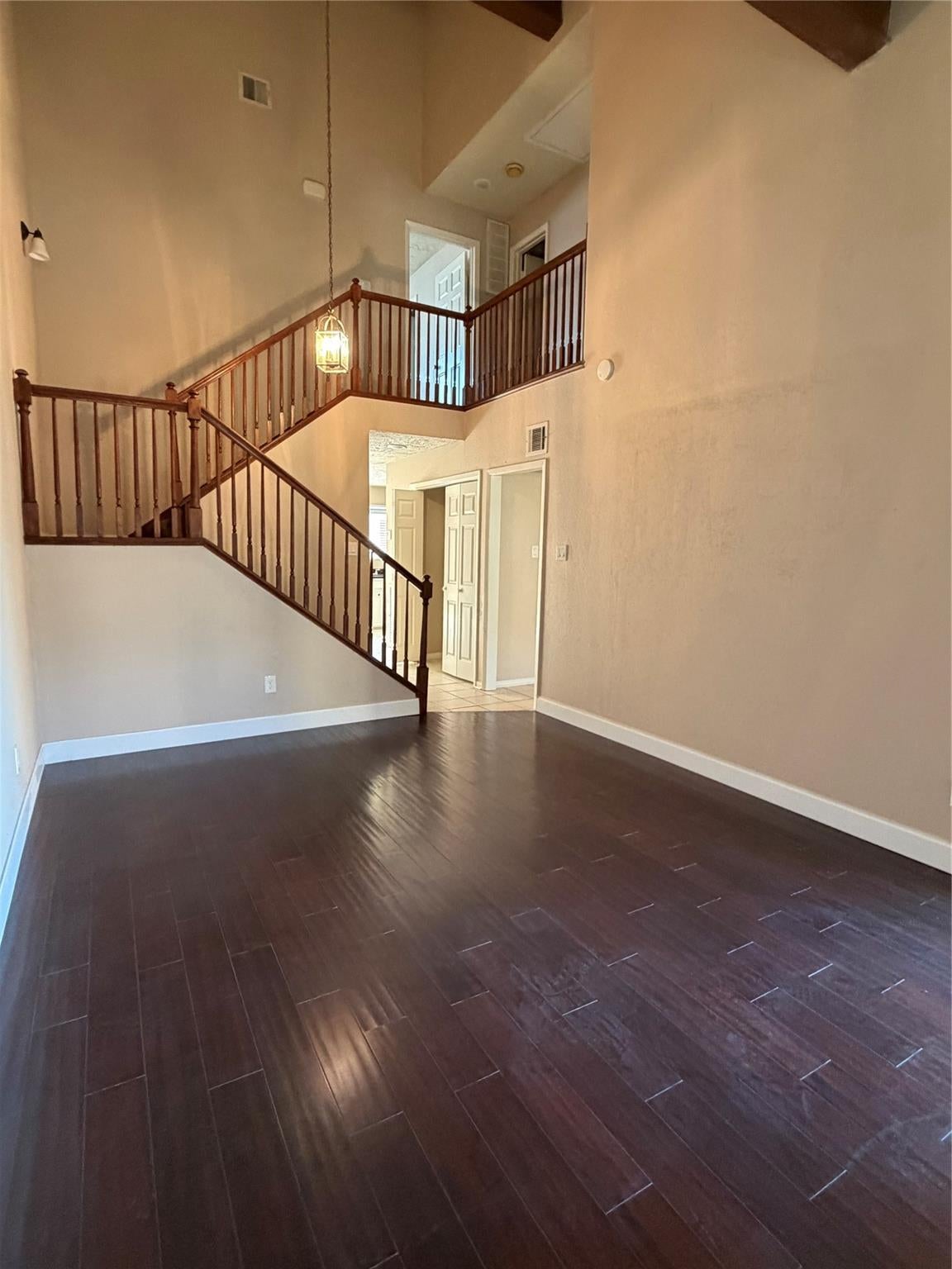 3010 Bee Cave Drive