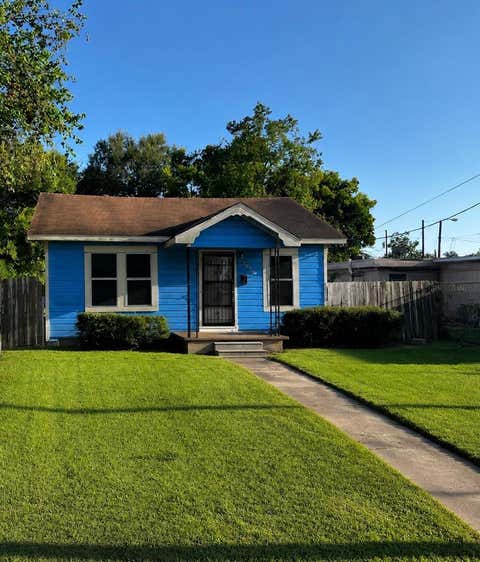 Photo of 2875 Hebert Street, Beaumont, TX 77705 (MLS # 79136078)
