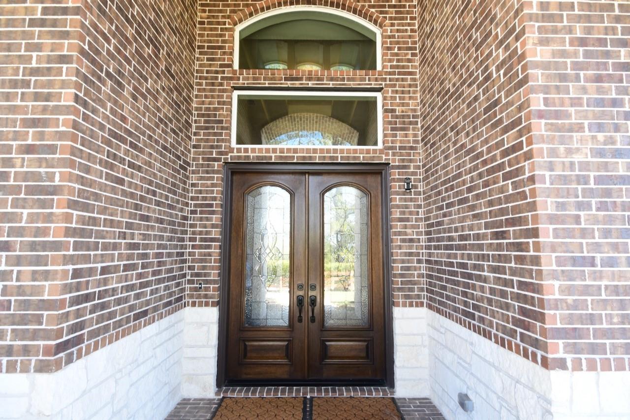 8326 Woods Hollow Trail