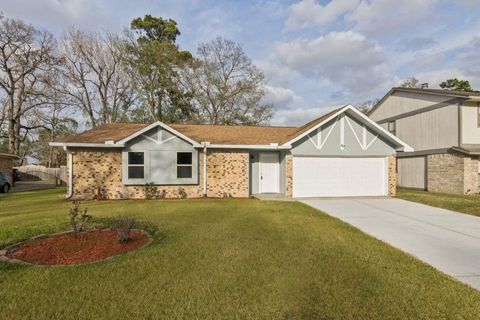 Photo of 17602 Possums Run Drive, Humble, TX 77396 (MLS # 65985341)