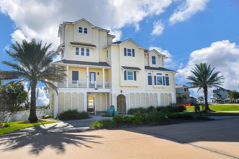 Homes For Sale - 7 Little Torch<br/> Hitchcock, TX 77563