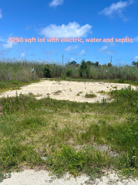 Vacant Land For Sale - 1060 Beach Front Drive<br/> Gilchrist, TX 77617