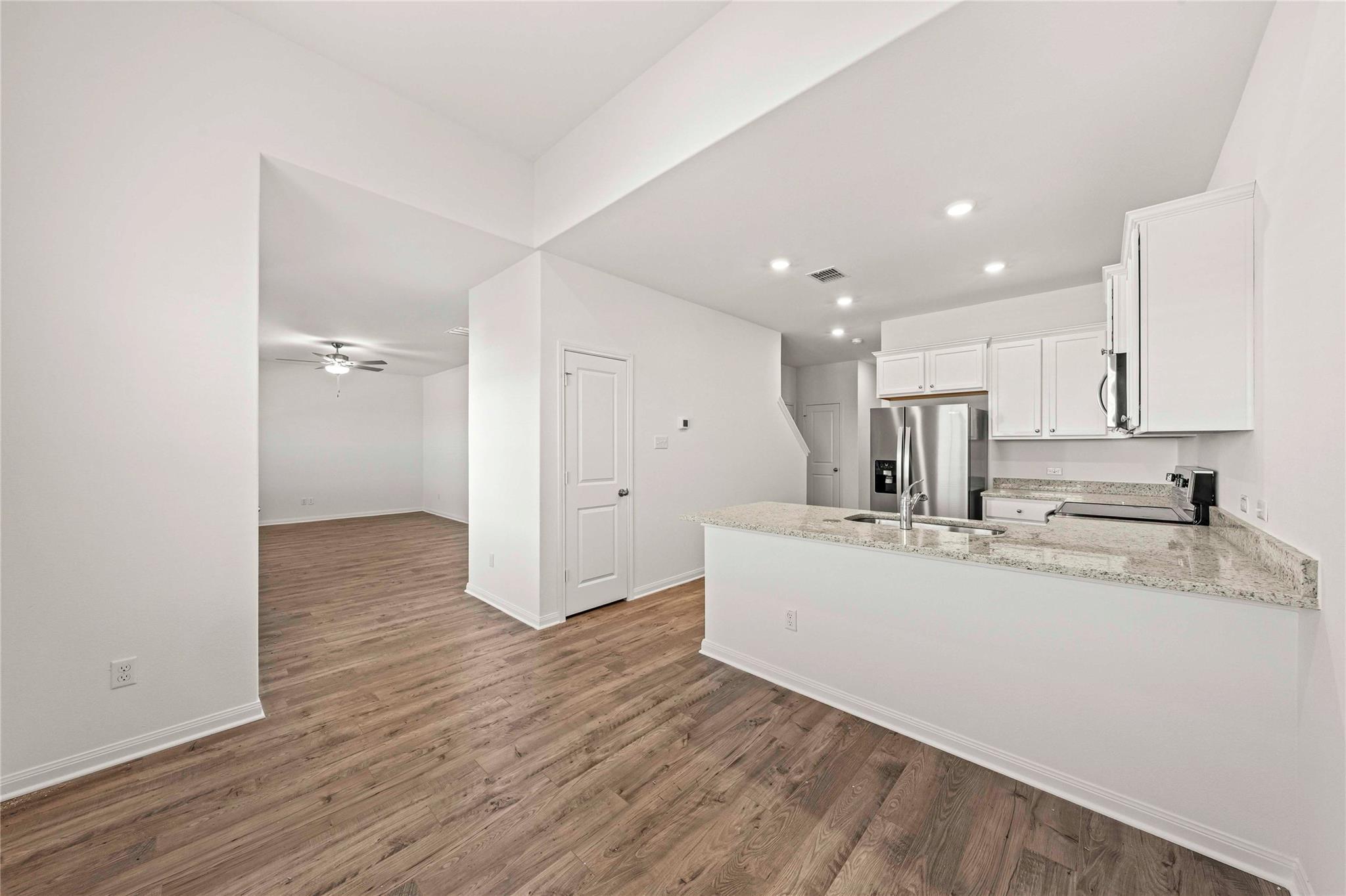 23047 Glory Orchid Drive