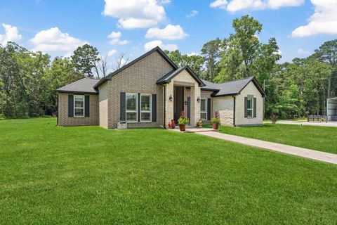 Photo of 3004 Tyler Street, Dayton, TX 77535 (MLS # 83566871)