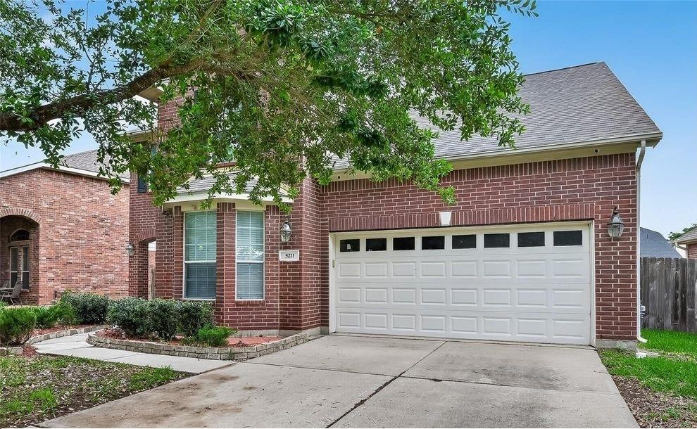 5211 Shadow Breeze Lane