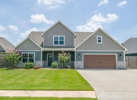 Photo of 16 Greystone Court, Angleton, TX 77515 (MLS # 27844056)