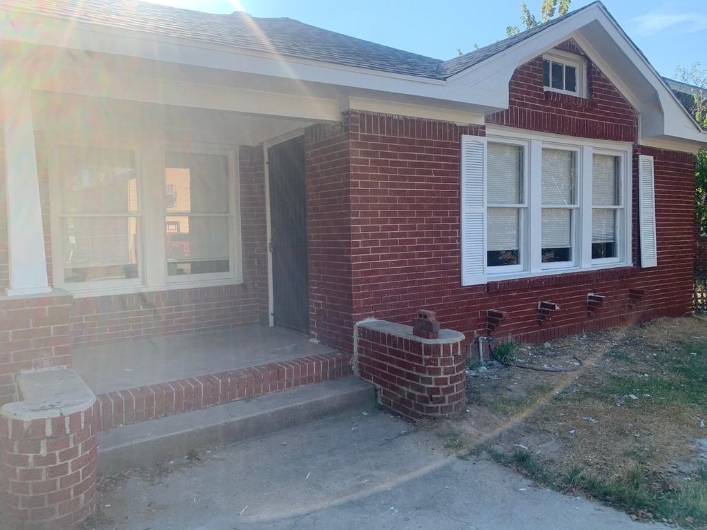 Photo of 136 Glendale Street, Houston, TX 77012 (MLS # 79752143)