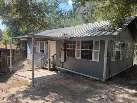 Photo of 5912 Skylane Drive, Montgomery, TX 77316 (MLS # 47739581)