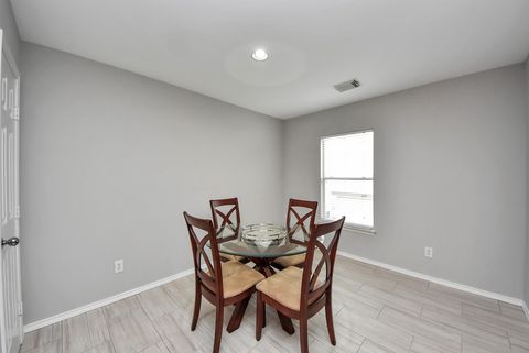 Tiny photo for 2248 Ann Street, Houston, TX 77003 (MLS # 92038327)