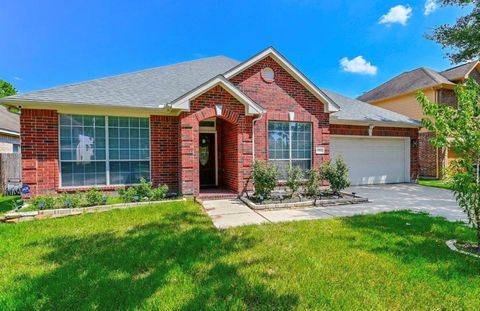 Photo of 13814 Bink Court, Houston, TX 77014 (MLS # 9751769)