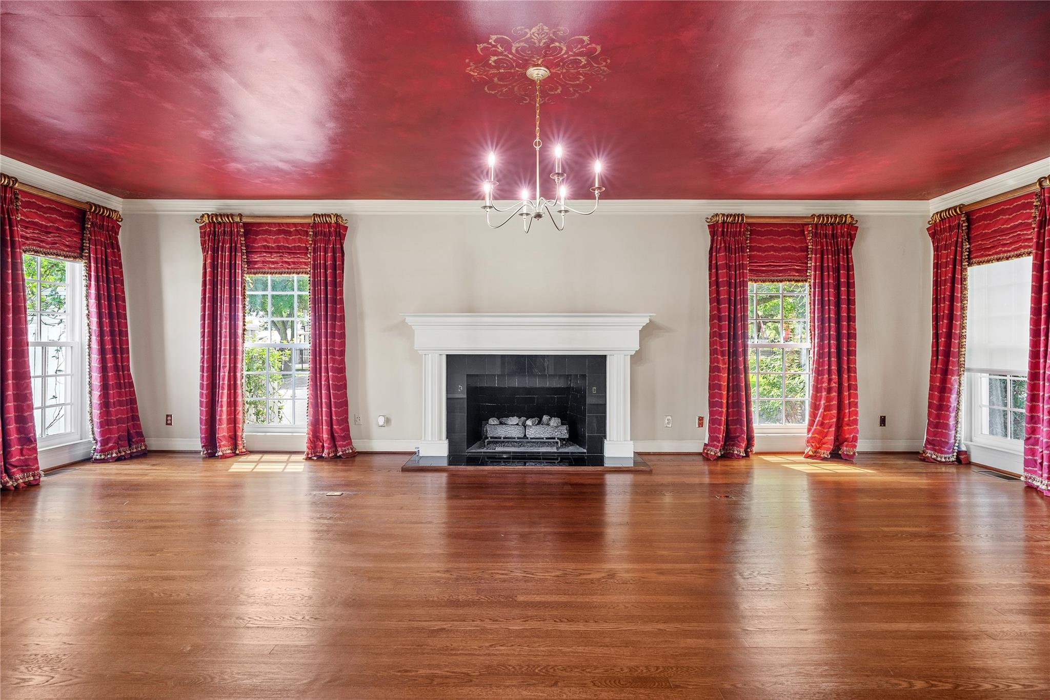Richmond, Texas, 77469, United States, 5 Bedrooms Bedrooms, ,5 BathroomsBathrooms,Residential,Active,2034628