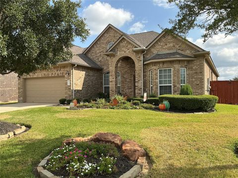 Photo of 25206 Hawthorne Blossom Drive, Spring, TX 77389 (MLS # 98496818)