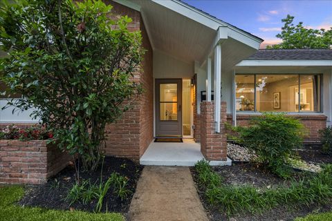 Tiny photo for 7919 Mobud Drive, Houston, TX 77036 (MLS # 41060443)