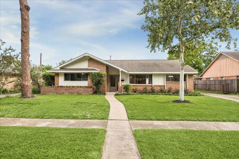 Tiny photo for 7919 Mobud Drive, Houston, TX 77036 (MLS # 41060443)