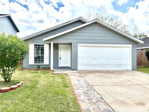 Photo of 718 Blue Rock Court, Houston, TX 77060 (MLS # 93330778)