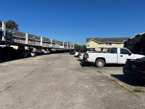 Photo of 8405 Wilcrest Drive #3202, Houston, TX 77072 (MLS # 93504393)