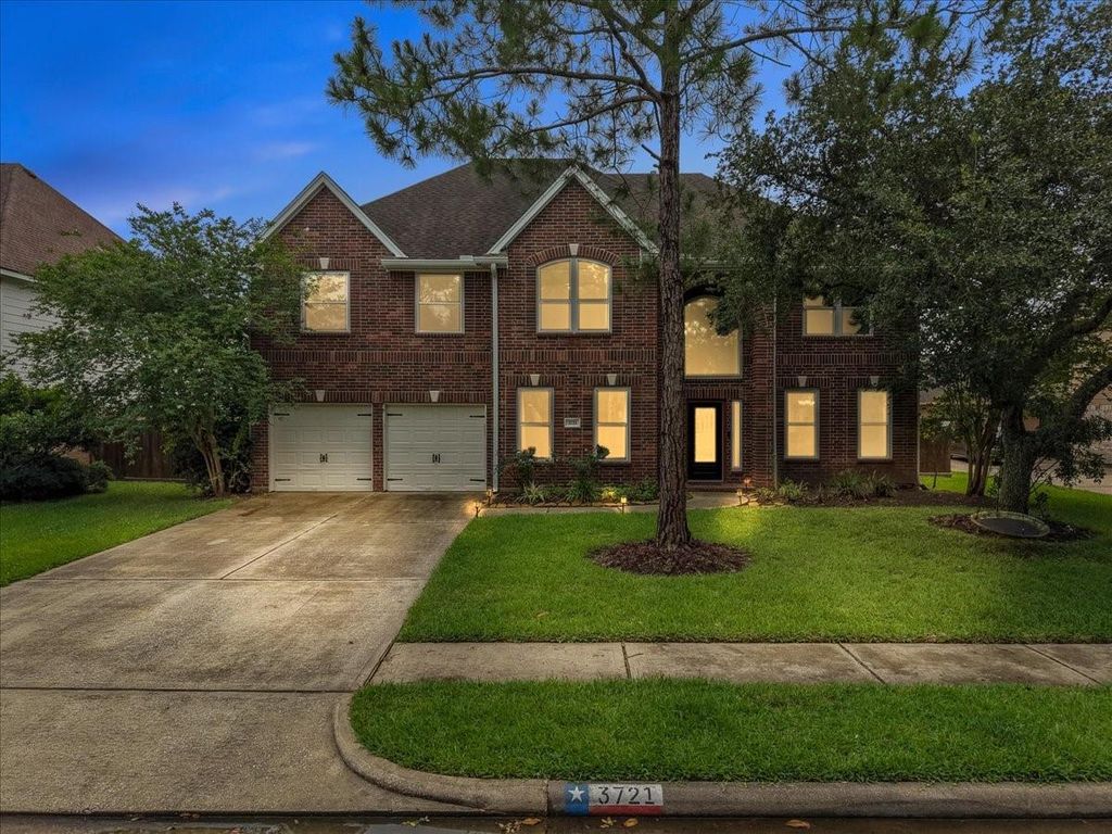 Photo of 3721 Pinehurst Drive, Pearland, TX 77581 (MLS # 17117380)