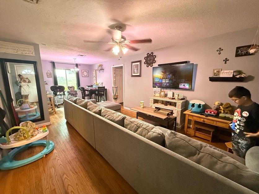 3013 Cedarcrest Drive