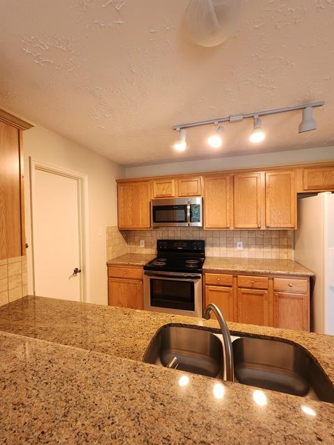 Condo For Sale - 8051 Bay Branch Drive #2<br/> The Woodlands, TX 77382