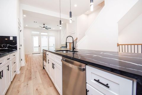 Tiny photo for 5615 Val Verde Street #B, Houston, TX 77057 (MLS # 47666362)