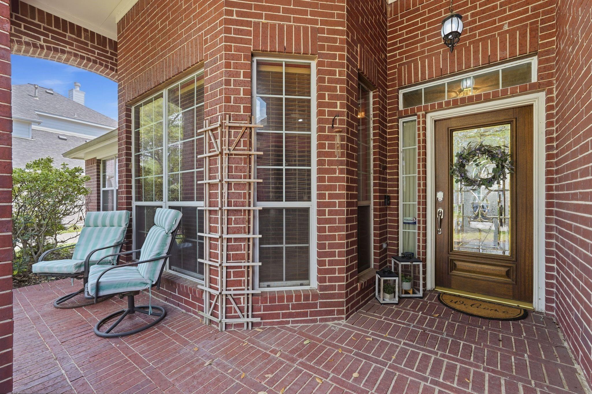 12007 Mariposa Canyon Drive