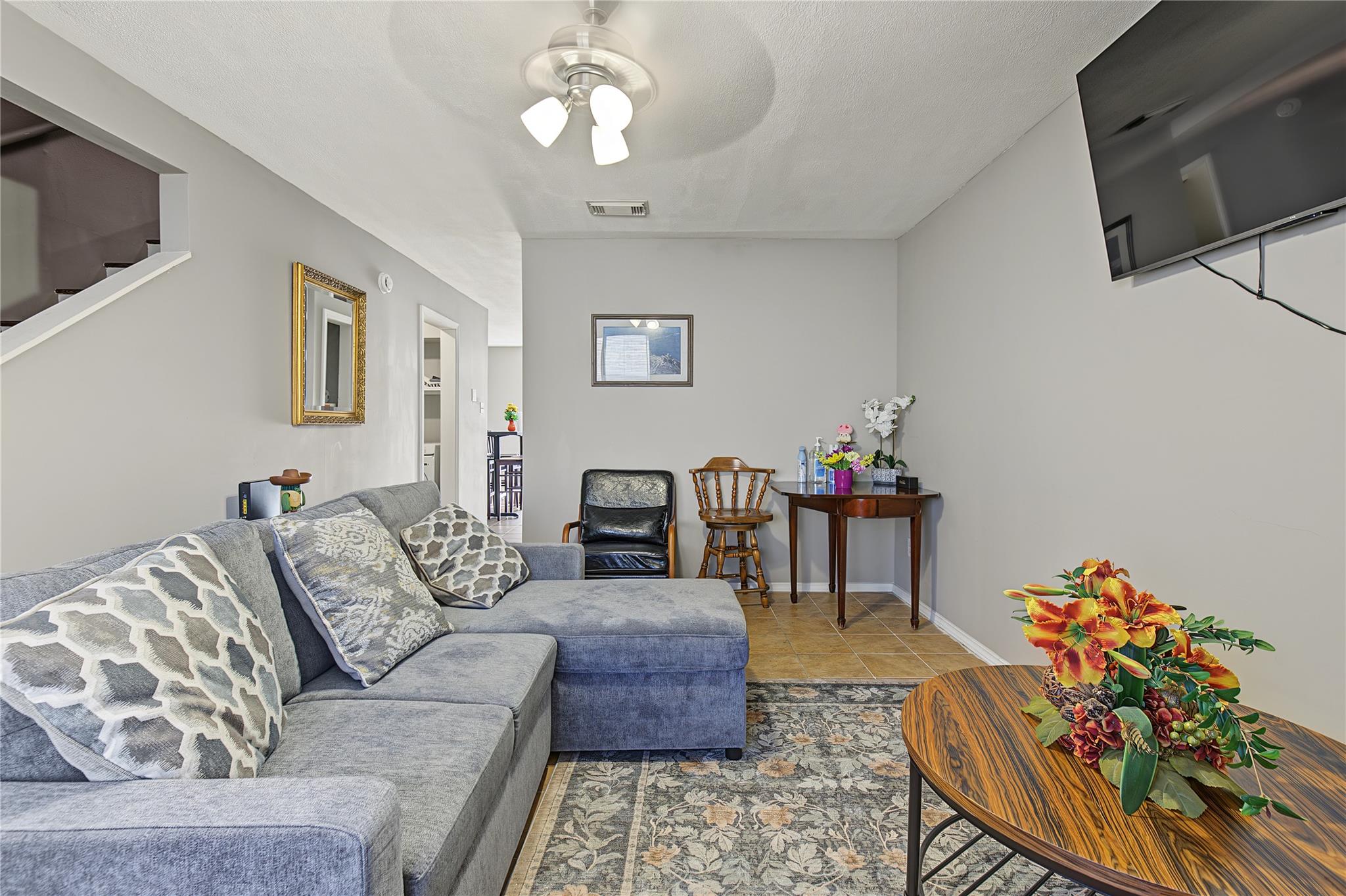2521 Crosstimbers Street H1