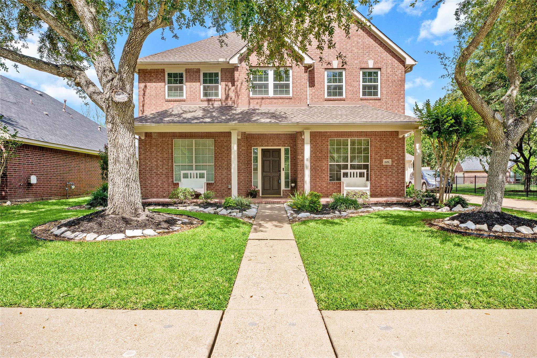 606 Biscayne Bend Lane