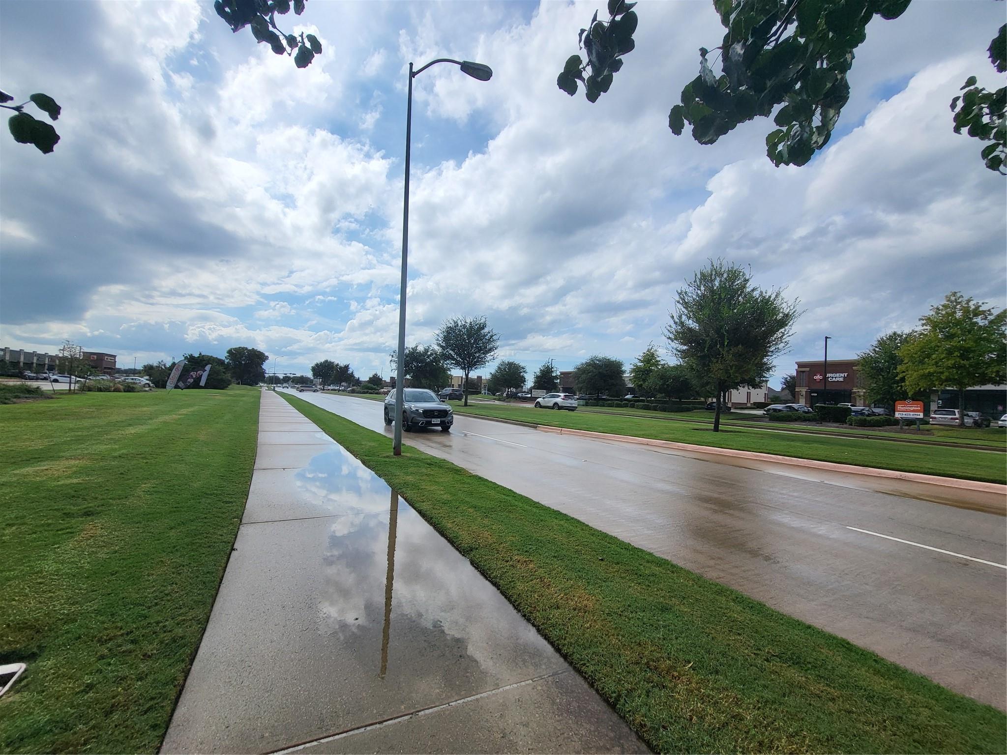 000 W Airport Boulevard
