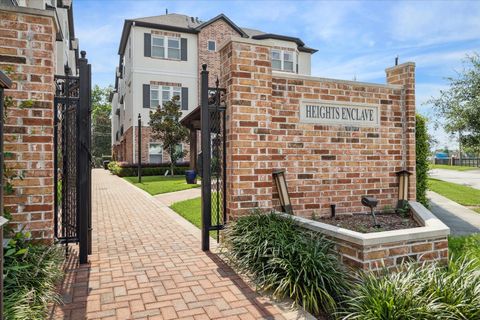 Photo of 2820 Princeton Street, Houston, TX 77009 (MLS # 60113555)