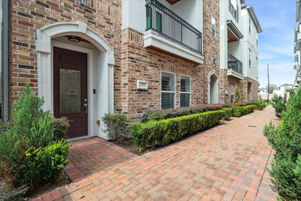 Photo of 2820 Princeton Street, Houston, TX 77009 (MLS # 60113555)