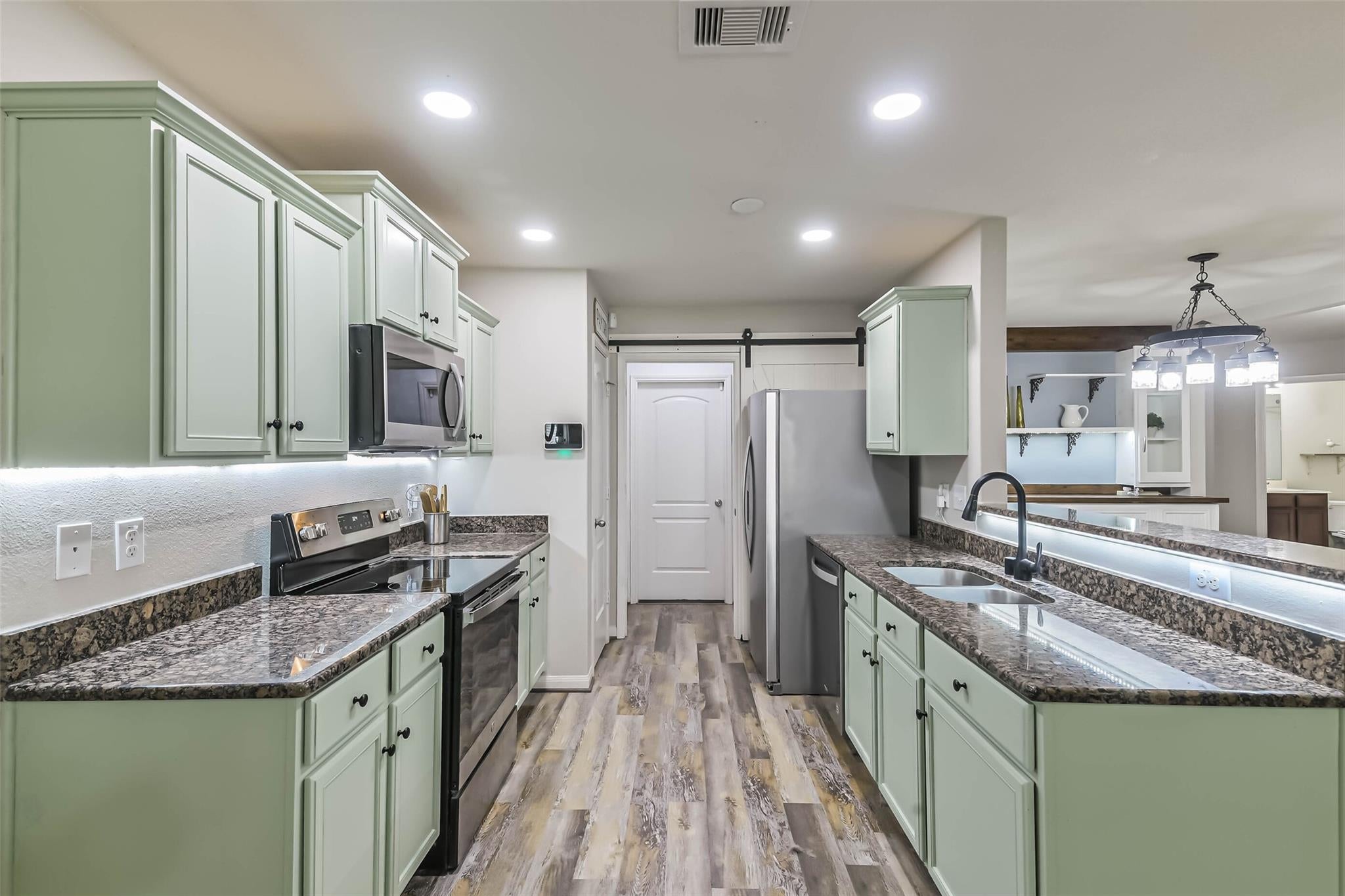 17418 Cedar Rock Drive