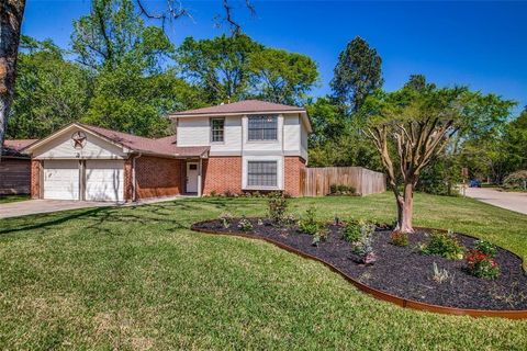 Photo of 2 W Mistybreeze Circle, Spring, TX 77381 (MLS # 45272537)