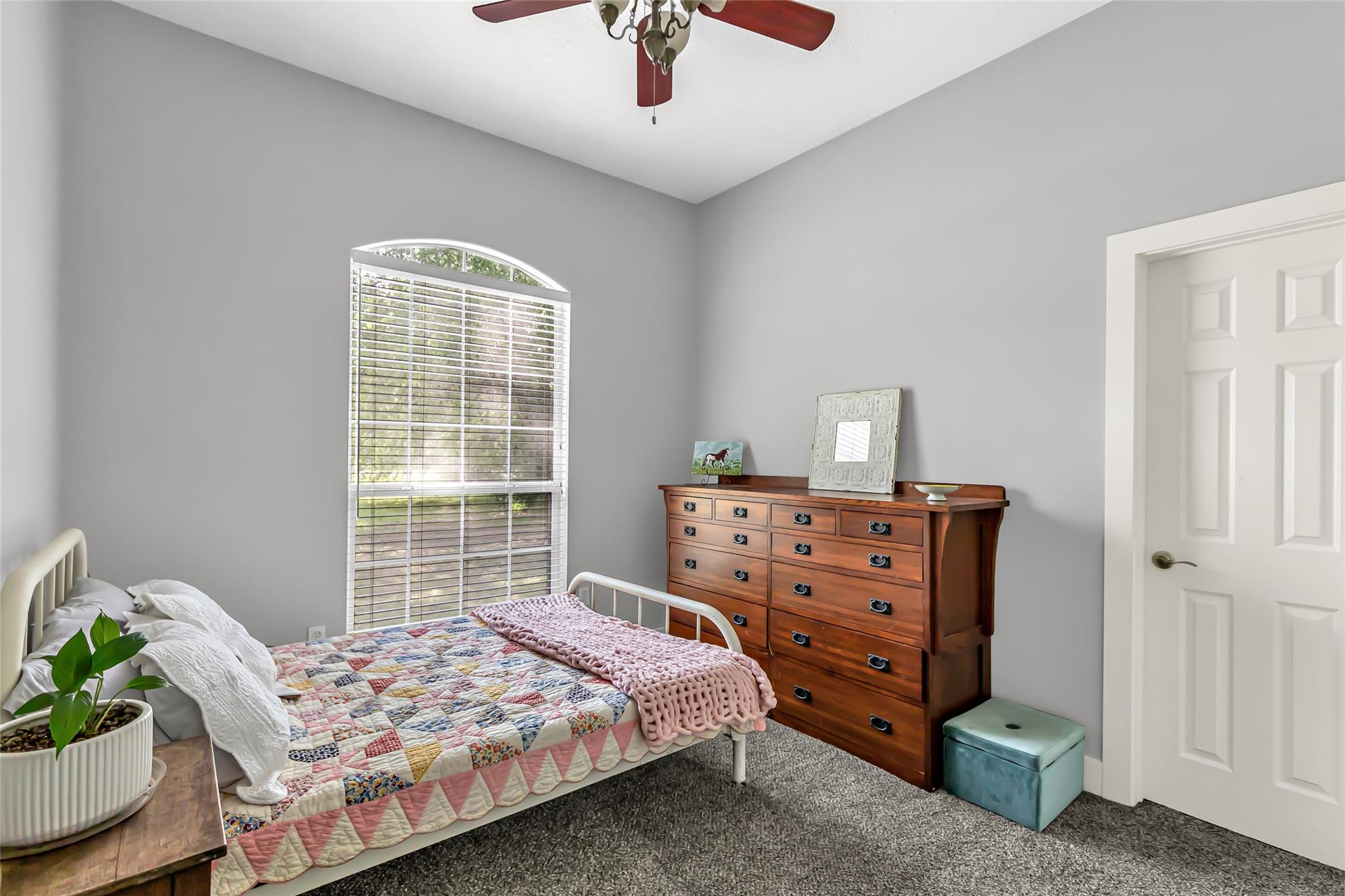 17207 Horseshoe Way