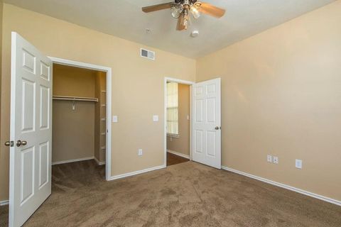 Photo of 13031 Park Crossing #3104, San Antonio, TX 78217 (MLS # 11588479) Photo of 13031 Park Crossing #3104, San Antonio, TX 78217 (MLS # 11588479)