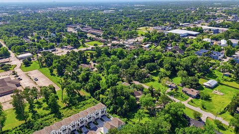 Tiny photo for 5305 Donovan Gardens Lane, Houston, TX 77091 (MLS # 42561900)