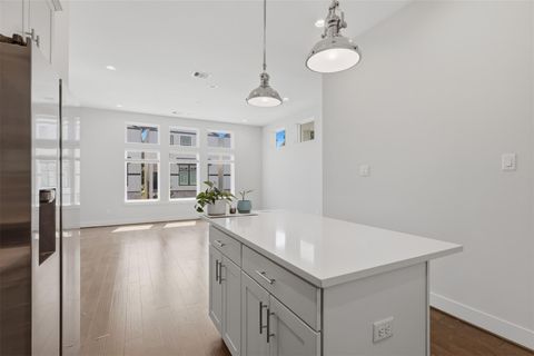 Tiny photo for 5305 Donovan Gardens Lane, Houston, TX 77091 (MLS # 42561900)