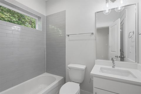 Tiny photo for 5305 Donovan Gardens Lane, Houston, TX 77091 (MLS # 42561900)